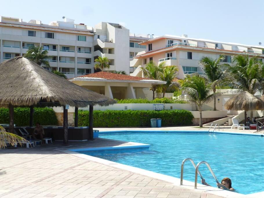 Great Price, Beautiful Beach And Pool, 1 Bedroom Κανκούν Εξωτερικό φωτογραφία